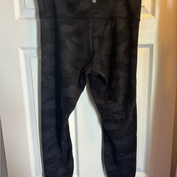 Lululemon Wunder under high-rise tights 25” size 14 - Picture 3 of 3